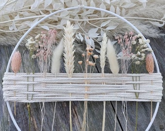 Summer decoration: dried flower wreath White metal ring with dried flowers (soft pink / pastel shades), window decoration for hanging, spring decoration