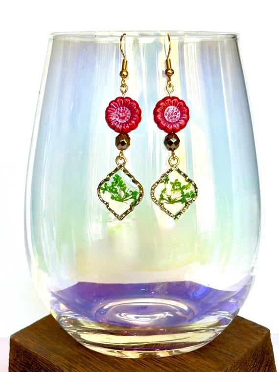 Red Sunflower Earrings: Gold Hematite, Pressed Flower Resin Pendants