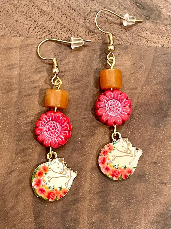 Gemstone Earrings - Red Aventurine Crystal Healing, White Cat, Flowers, Sleeping Kitty