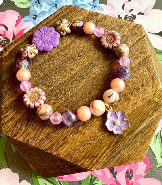 Blossom Enchantress Bracelet – Mystic Aura Quartz, Amethyst, Pink Zebra Jasper & Czech Glass Flowers – Reiki-Infused Gemstone Stretch To Fit