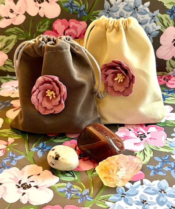 Angel Crystal Bag / Goddess Glow Up Bag - Carnelian / Citrine / Rainbow Moonstone Crystal Healing