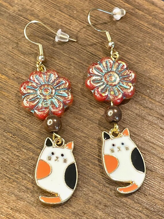 Gemstone Earrings - Hematite Crystal Healing, Calico Cat