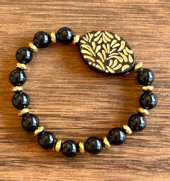 Gemstone Bracelet - Gold Hematite / Onyx Crystal Healing, Gold Dust (Black)