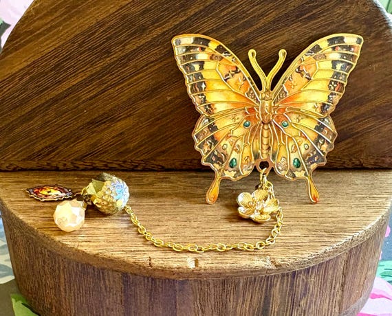 Sakura Butterfly Bookmark: Gold Hematite, Crystal, and Czech Glass