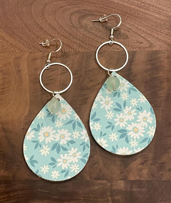 Gemstone Earrings - Jade Crystal Healing, Daisy Earrings