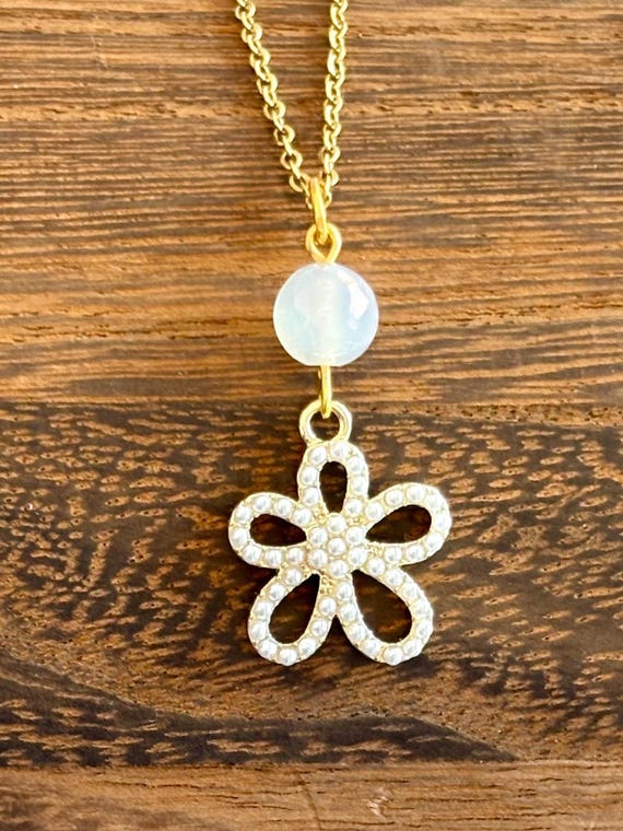 Gemstone Pendant Necklace - Mystic AB Rainbow Agate/Chalcedony Crystal Healing, Elegant Flair