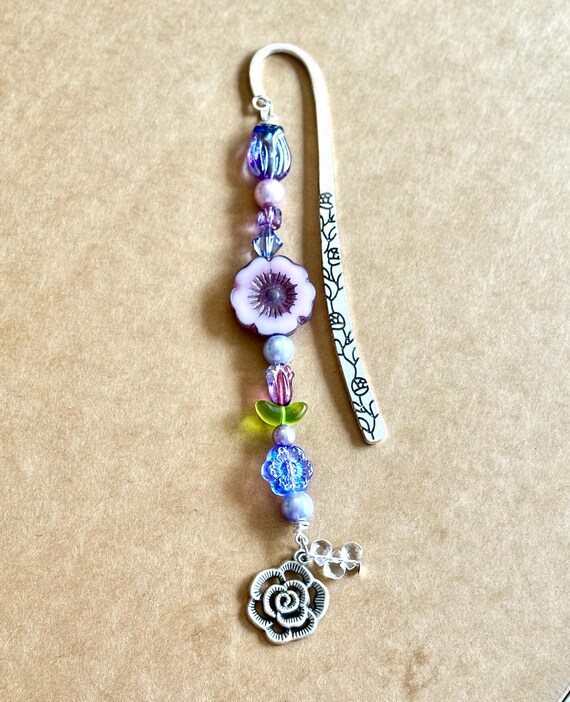 Crystal Healing Bookmark - Clear Quartz Reiki Healing, Botanical Bliss