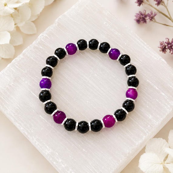 Black Onyx and Sugilite Bracelet, Purple Gemstone Jewelry, Silver Beaded Stretch Bracelet, Gothic Boho Gift for Her