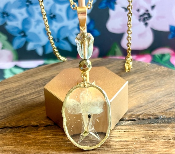 Tuliplight Reverie Pendant Necklace – Gold Hematite, Shimmering Czech Tulip, Pressed Flower Resin – 19” Hypoallergenic Stainless Steel Chain