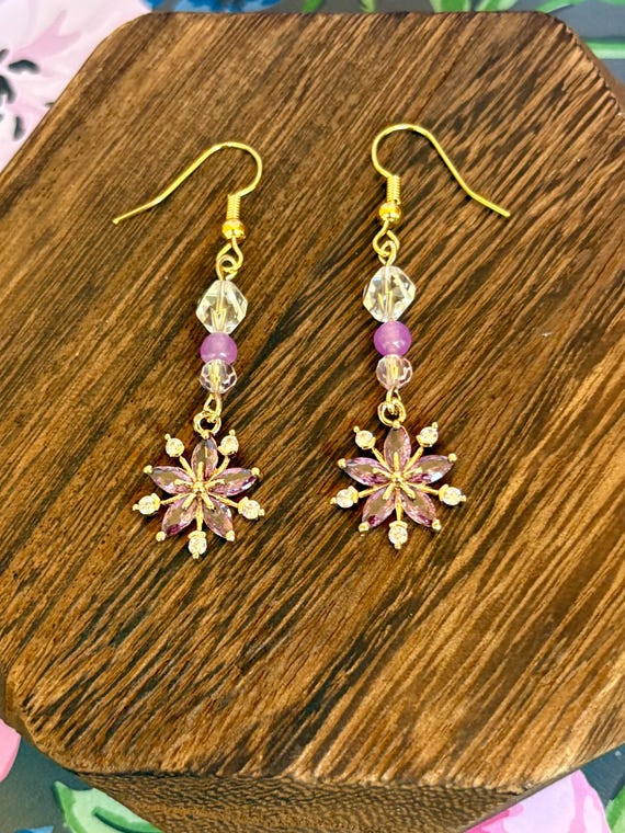 Hypoallergenic Snowflake Earrings: Quartz, Chalcedony & Pink Crystals