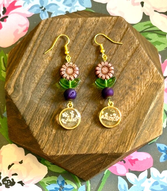 Purple Flower Spell Earrings – Czech Glass Sunflowers, Druzy Agate, Pink Dried Flower Pendant, Hypoallergenic Stainless Steel