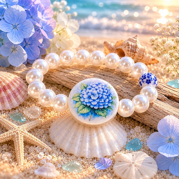 Hydrangea Pearl Blossom Bracelet - Pearl & Shell Gemstone Stretch Bracelet, Handmade Hydrangea Wood Bead Jewelry, Cottagecore Floral Jewelry