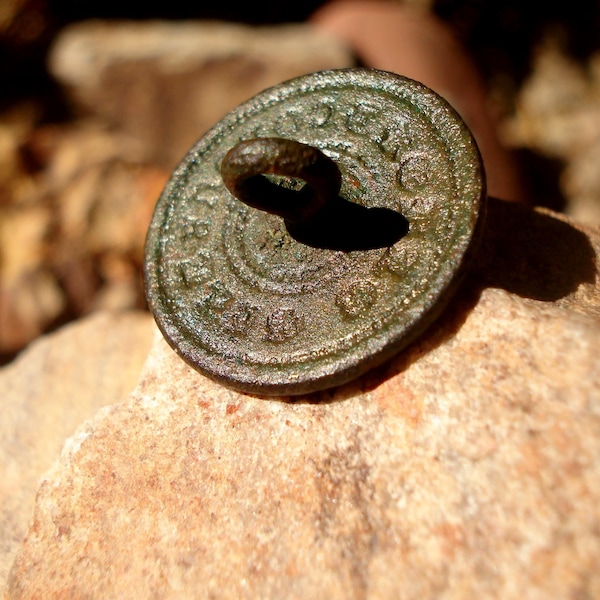 Colonial Buttons - Etsy