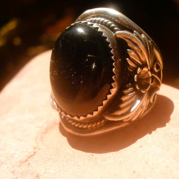 Old Pawn, Squash Blossoms, Sterling, Black Onyx Navajo Ring, Delicate Squash Blossoms, Encompass the Stone,Black Onyx,Signed L R Jake,Size 8
