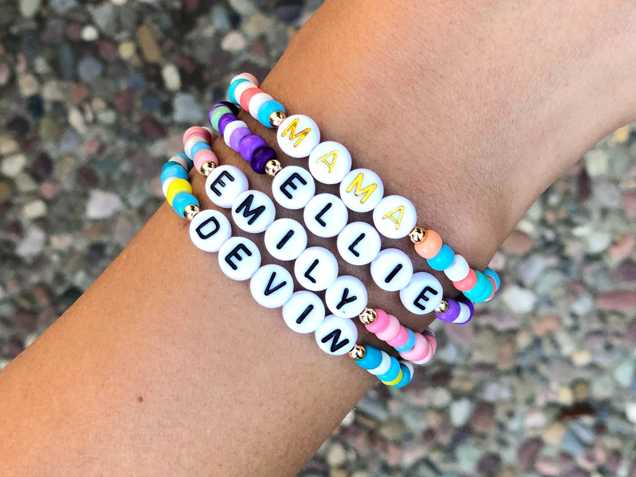 Personalized seed bead name bracelet / beaded name bracelets / Etsy