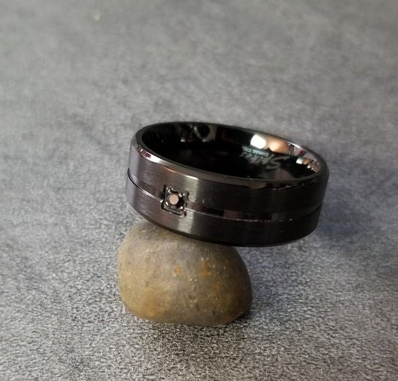 Personalized Men s Wedding Ring Black Gem Black Grooved Band