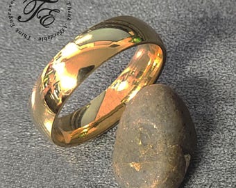 Anillo de boda de oro para hombre: ajuste cómodo y resistente al deslustre.