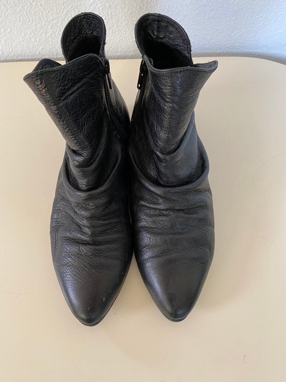 Vintage Black Leather Witch Booties. Ankle Boots. - Gem