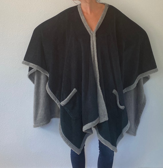 Poncho Robe Cape Housedress with Pockets