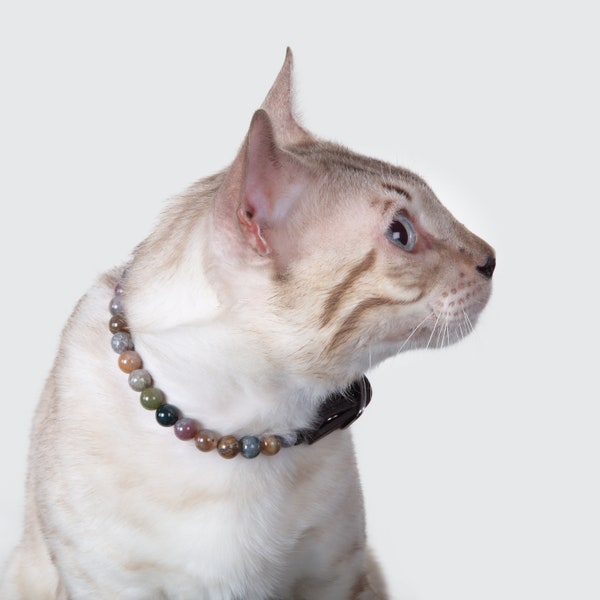 Collier pour chat trop dépendant, hyperattachement, collier en pierres fines semi-précieuses Howlite, bien-être chat, lithotherapie chat