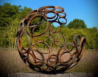 Exterior Rustic Garden Moon Circle Sphere Open Ball Abstract Rusty Metal Garden Yard Art Lawn Centre Piece Flower Bed Sculpture Gift Idea