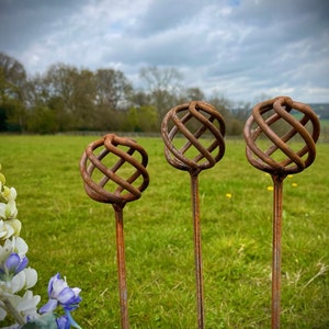 Exterior Rustic Rusty Metal Garden Basket Ornate Stake Plant Support Garden Art Garden Stake Yard Art Sculpture Spring Gift Present