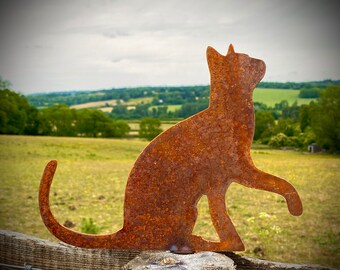 Silhouette Rustic Rusty Metal Cat Garden Stake – Feline Fence Topper Outdoor Ornament
