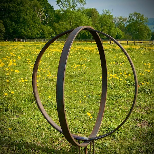 Large Rustic Metal Garden Ring Hoop Sculpture 100cm - Pair of Rusty Ring Circle Garden Art / Globe / Sphere Yard  Gift