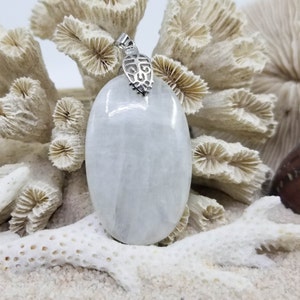 Moonstone Pendant, 80 carat semi-precious natural stone, lithotherapy, necklace (woman/man), minerals, jewelry