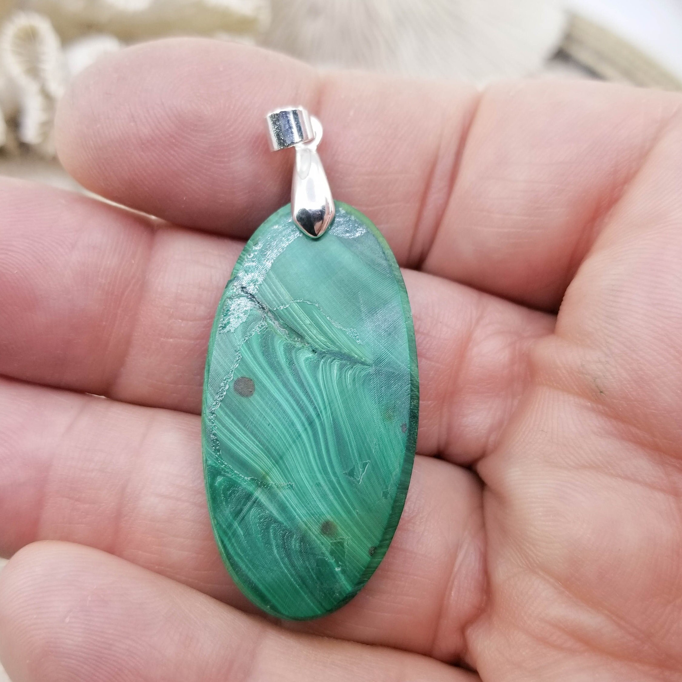 ◇HYERES LOR◇ Fenidor Silver (Y) Flat Necklace Malachite HL Malachite Pendant, Semi-precious Natural Stone, Lithotherapy