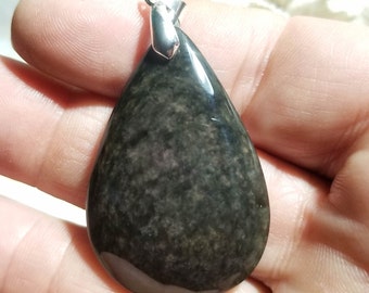 OBSIDIAN MENTOGOCHOL pendant, Semi precious Natural Stone, Lithotherapy, necklace (woman/man), minerals, jewelry 62 carats