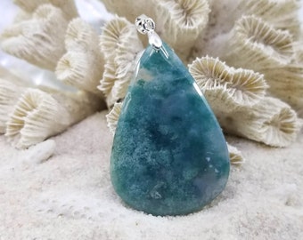 Moss Agate pendant, Semi-precious natural stone jewelry, Necklace for women or men, Lithotherapy, 53.5 carats
