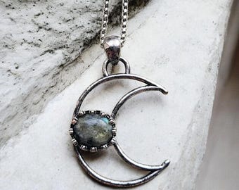 Labradorite Crescent Moon Necklace, Celestial Moon Pendant, Witchy Jewelry, Boho Moon Necklace, Mystical Labradorite Necklace Gift