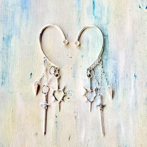 Silver Gothic Heart Sword Ear Cuff – Dark Romantic Jewelry