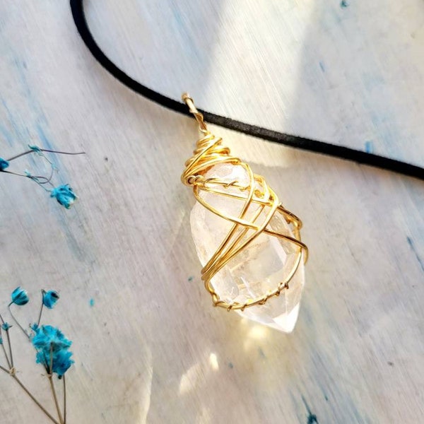 Raw Clear Quartz Crystal Point Gold necklace, Crystal Quartz Point on leather cord pendant, Healing Crystal jewelry, High Quality Quartz