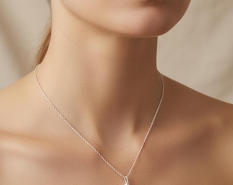 Collar de cristal de cuarzo crudo: piedra preciosa envuelta en alambre de plata de ley