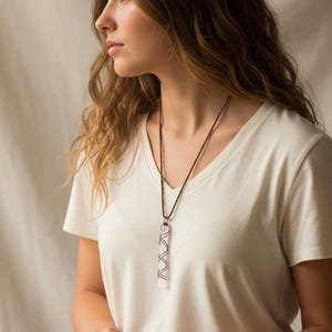 Collana con bacchetta di cristallo – Ciondolo in selenita per la purificazione energetica