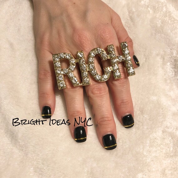 Three finger ring hip on sale hop