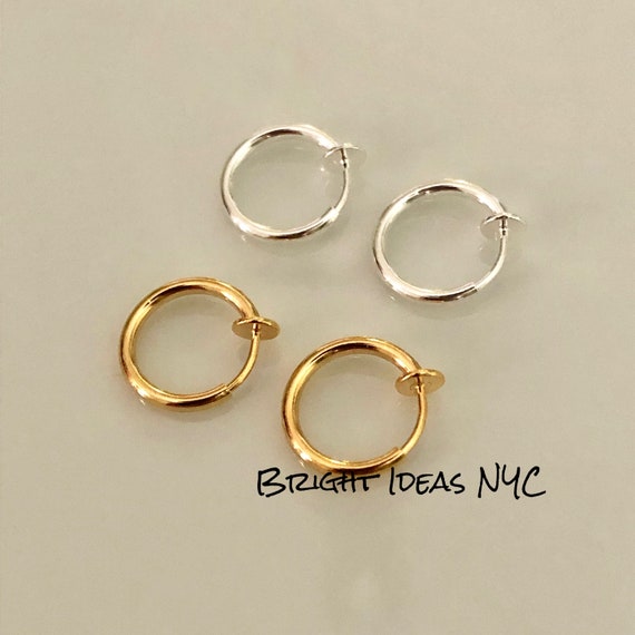 Retractable Hoops in Gold