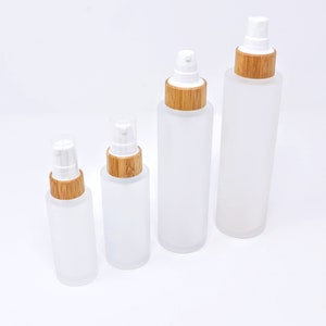 10 pcs | Frosted Glass Bottle with Bamboo Spray or Treatment Pump | 30 ml (1 oz), 50 ml (1.7 oz), 120 ml (4 oz), 150 ml (5 0z) | Mister Bulk