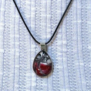 Acrylic Pour Fluid Art Necklace 18”