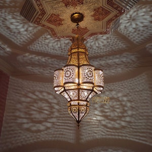New Moroccan pendant light, Brass Hanging light fixture, Moroccan ceiling chandelier, Handmade Moroccan lampshade, Large Hanging Lantern.
