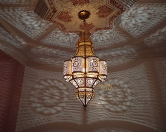 New Moroccan pendant light, Brass Hanging light fixture, Moroccan ceiling chandelier, Handmade Moroccan lampshade, Large Hanging Lantern.