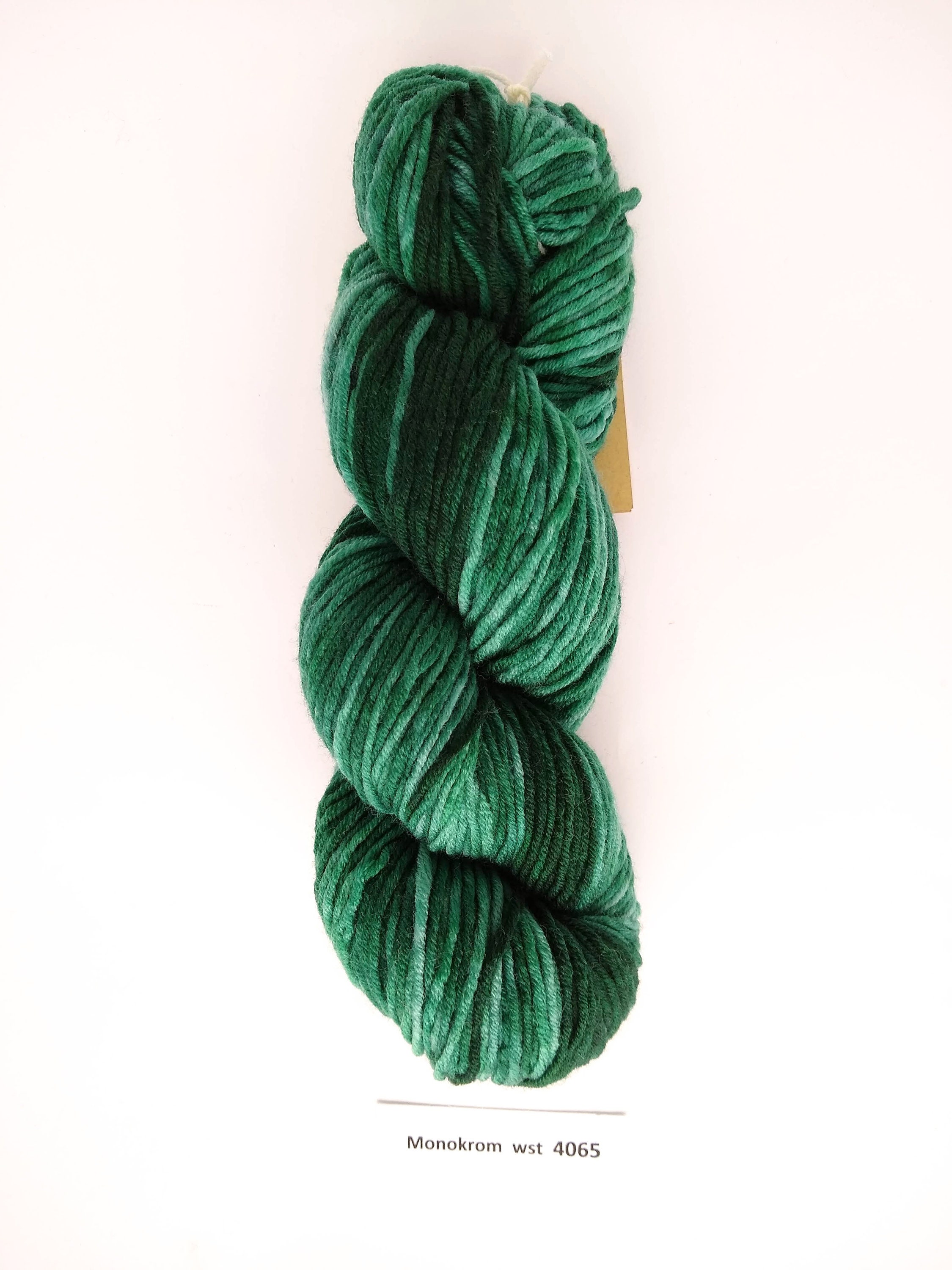 Monokrom Worsted Weight Yarn  100% Extrafine Superwash Merino