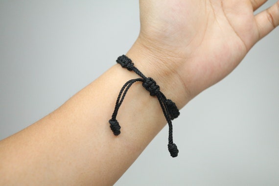 Black Adjustable Square Knot Bracelet Friendship Jewelry Nylon Cord Boho  Accessories Minimalist Dainty One Size Fits Most -  Canada