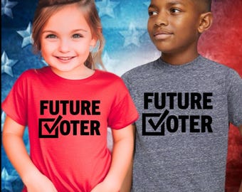 Futuro votante camisa para niños, VOTAR Nuestro futuro depende de él niño camiseta para niños pequeños, elección 2024 camiseta bebé, camiseta de elección infantil