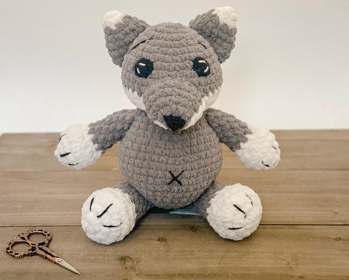 38 Wolf Crochet Patterns to Stitch for Woodland Decor, Gifts, and Amigurumi Displays 25 Willow the Wolf Crochet