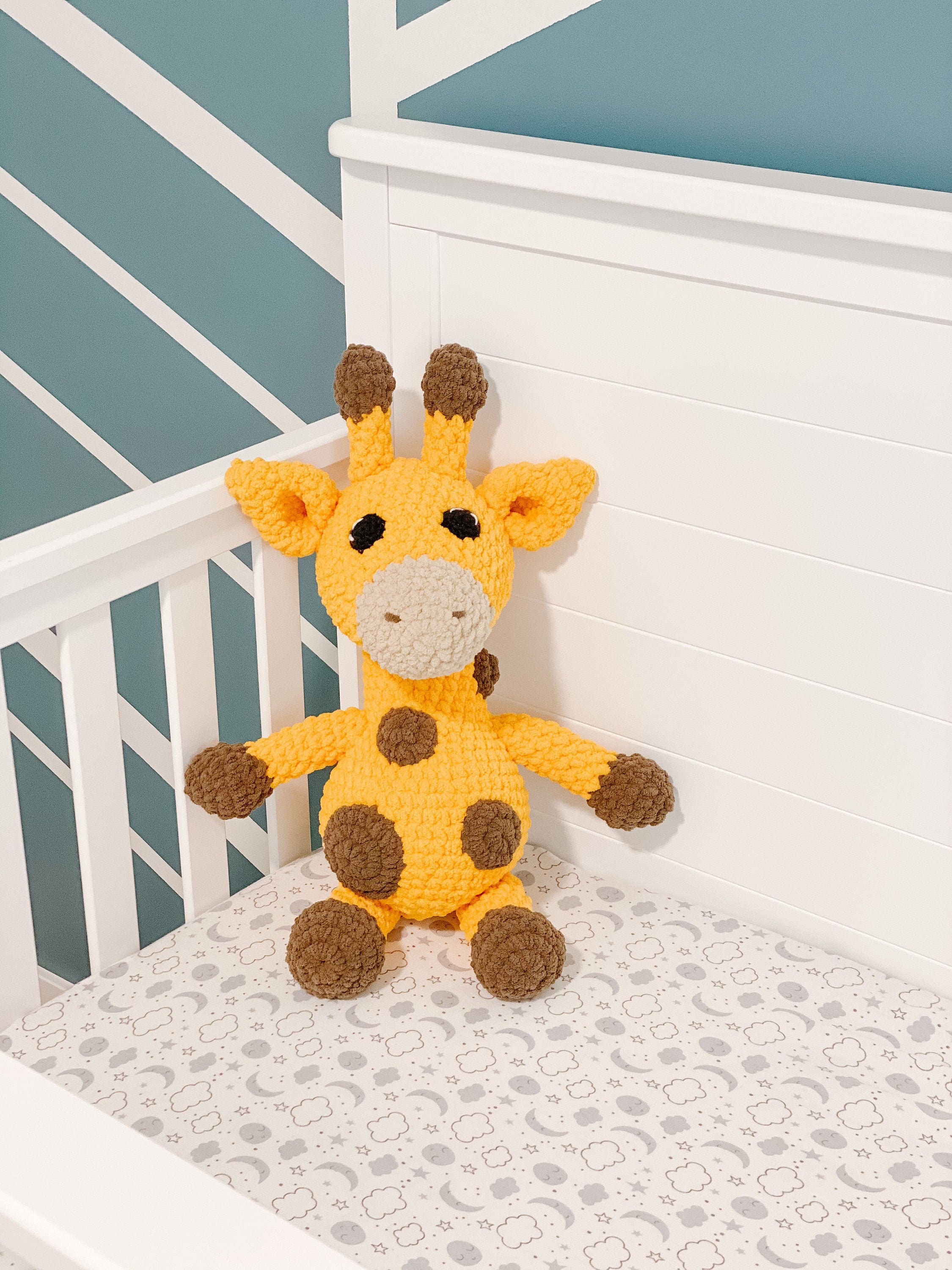 38 Giraffe Crochet Patterns for Amigurumi, Hats, Appliques, and Plush Designs 37 Gerry Giraffe Crochet