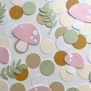 Un pequeño hongo está en camino -baby shower de setas - confeti de setas rosas -confeti de núcleo de cabaña - baby shower del bosque - fiesta de setas