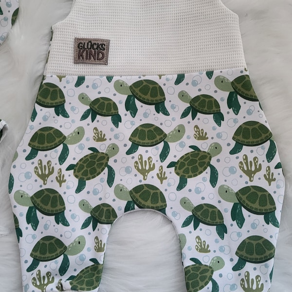Neugeborenen Outfit, Baby Strampler Erstlingsset  Latzhose unisex newborn  Waffeljersey Schildkröte